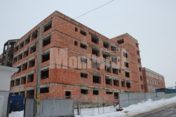spitalul în construcție