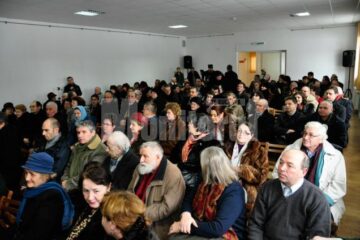 Participanți la manifestările prilejuite de aniversarea a 110 ani de la nașterea Maestrului Ion Irimescu