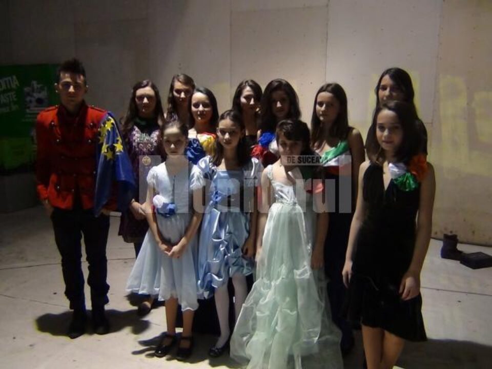 Acțiune a elevilor de la Palatul Copiilor, la Iulius Mall