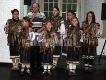„Caravana jurnaliștilor” în „Țara lui tercea-Bercea”
