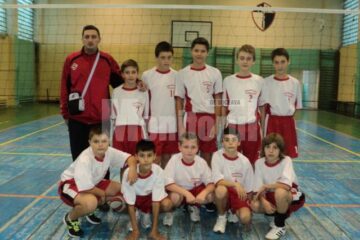 Echipa de minivolei - băieți a Clubului Sportiv Școlar "Nicu Gane"
