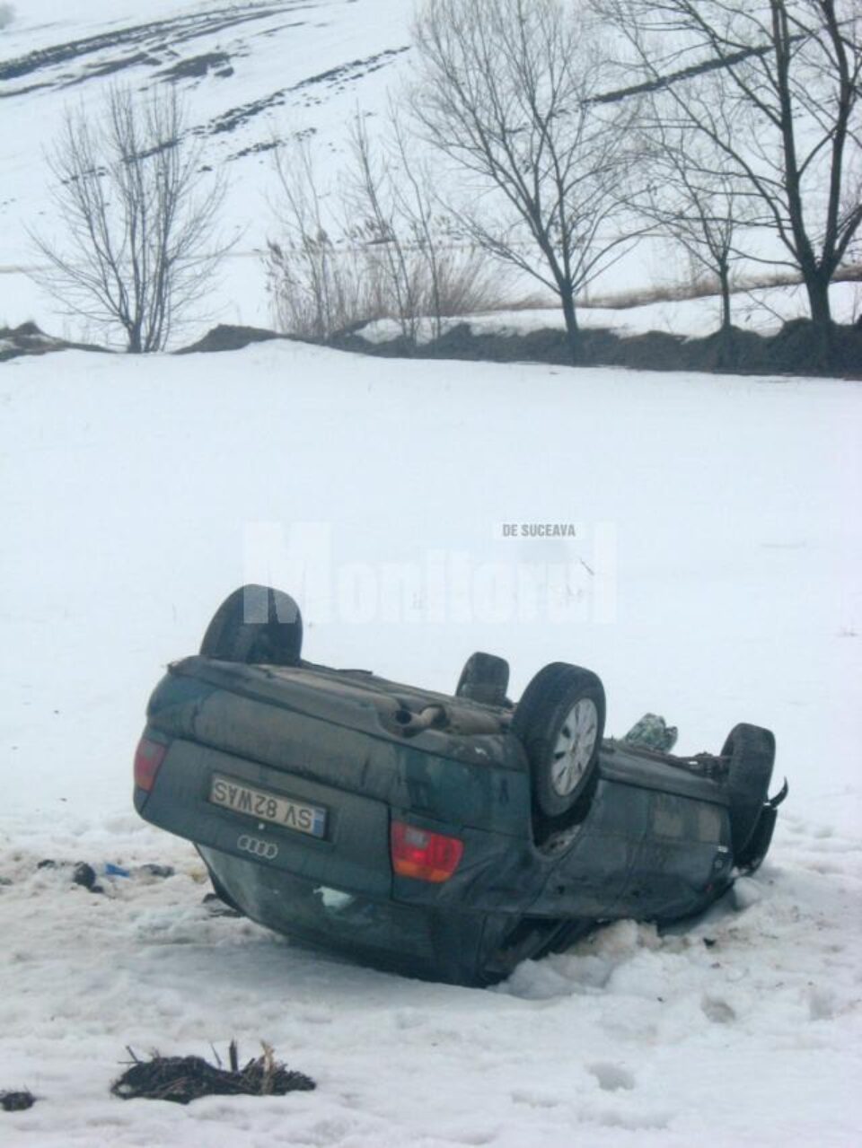 Cei patru ocupanți ai mașinii au avut mult noroc
