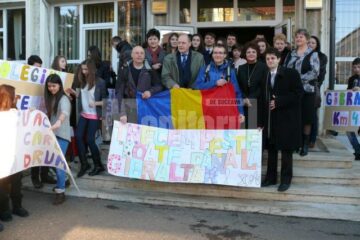 Fotografie de grup înainte de plecare