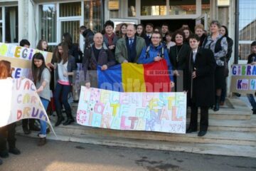 Fotografie de grup înainte de plecare