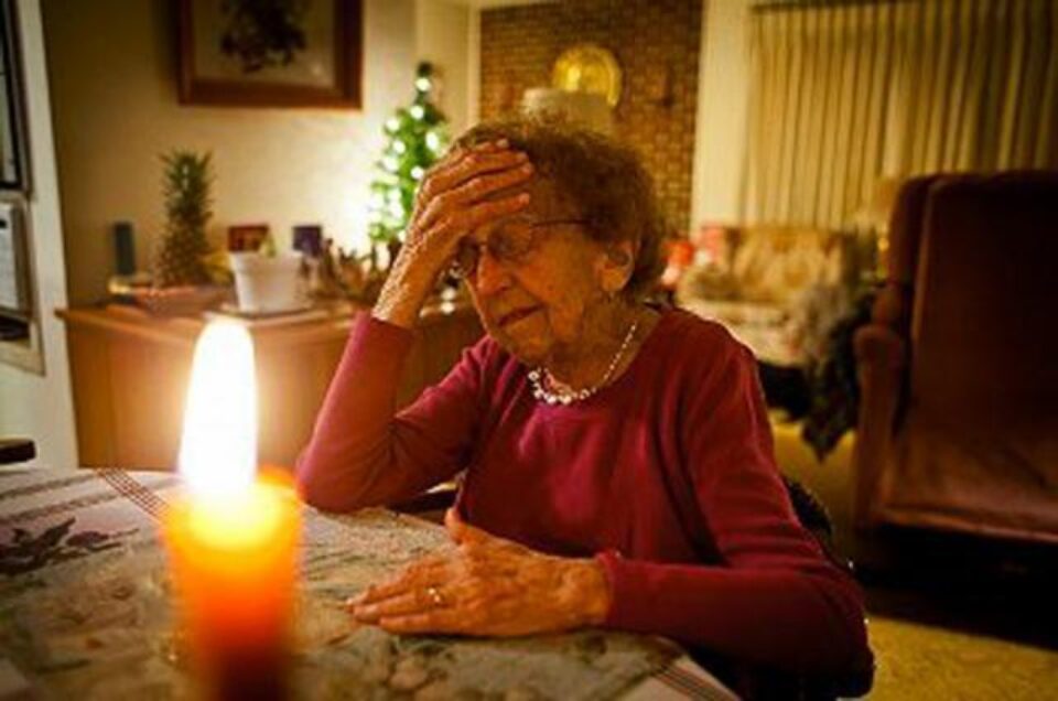 Cu cât avansăm în vârstă, cu atât devenim mai pesimiști Foto: CORBIS