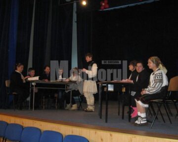 Teatru scurt - Furtul pupezei din tei