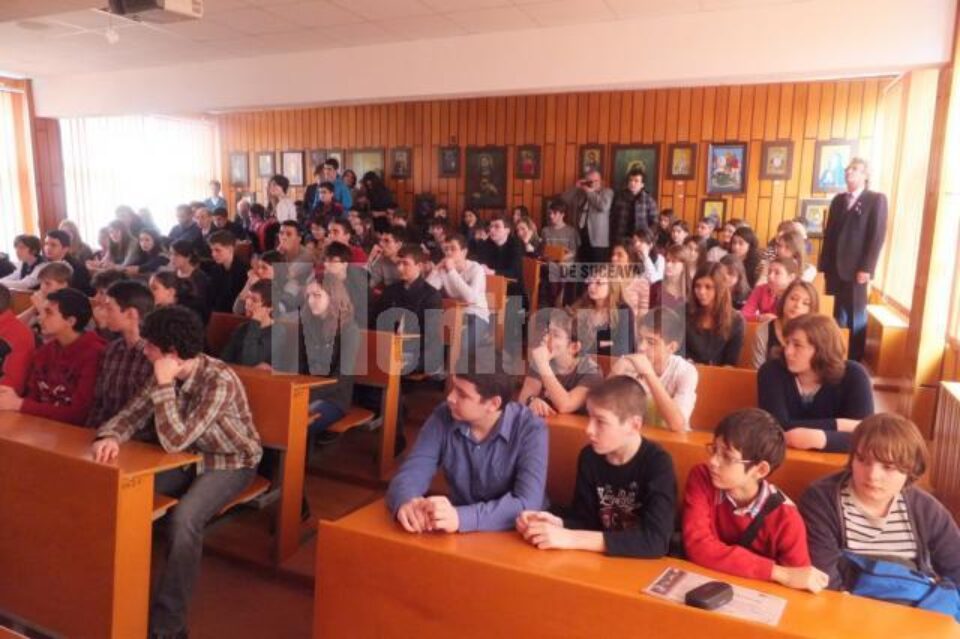 Concursul Interjudețean de Fizică „Cygnus” s-a desfășurat la Colegiul Național de Informatică „Spiru Haret”