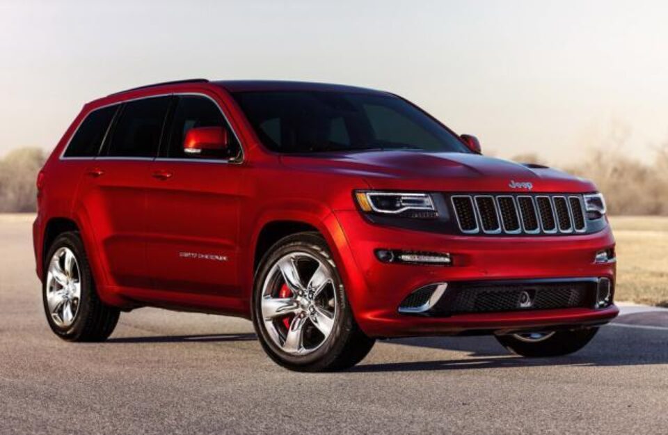 Jeep lansează la Geneva versiunea restilizată Grand Cherokee SRT8