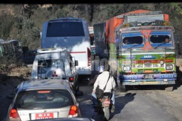 Circulația pe drumurile din Nepal, un coșmar