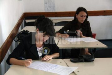 Notele obținute de elevi la prima simulare a examenului de bacalaureat vor fi trecute în catalog