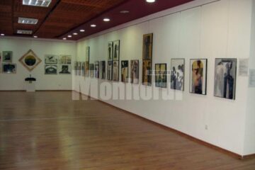 Expoziția de pictură, grafică și sculptură „Suprapuneri”