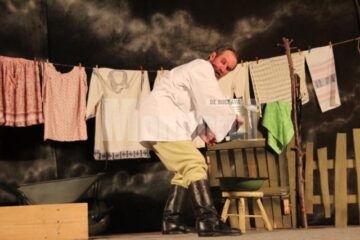 „Cerere în căsătorie”, pe scena suceveană, cu actori botoșăneni