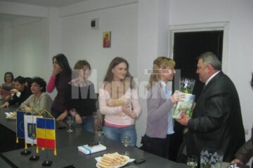 Șeful IPJ Suceava le-a urat „La Multi Ani!” doamnelor și domnișoarelor din presă