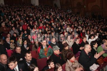 Sute de spectatori au urmărit rezultatele muncii profesorilor și elevilor