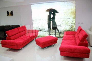 Imagini din cel mai mare showroom de mobilier din Moldova