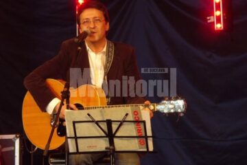 Florin Chilian, cu un recital de Zece