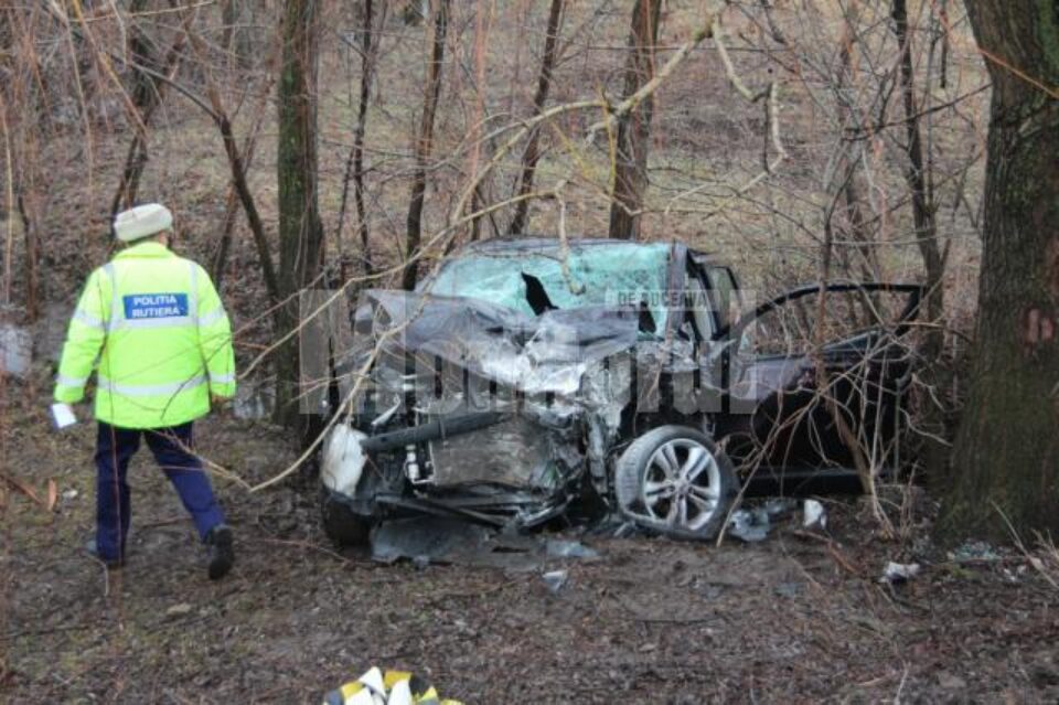 Autoturismul Nissan, făcut zob