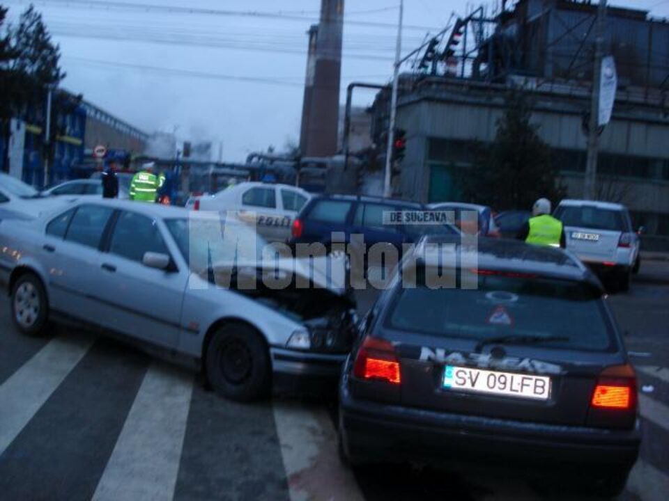 Trei mașini au fost implicate în tamponarea de pe Calea Unirii