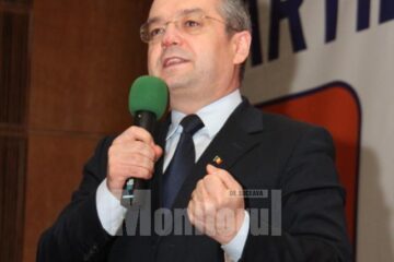 Emil Boc spune ca USL nu a anulat masurile pe care le-a criticat la Guvernul PDL