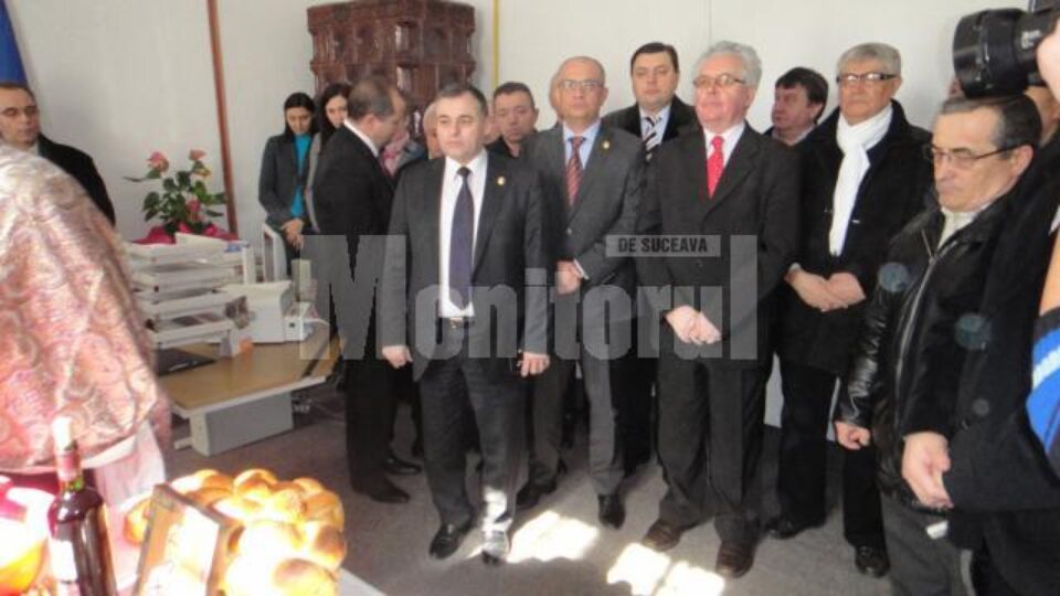 Deputatul Uniunii Social Liberale din Colegiul nr. 6 Suceava, Constantin Galan, a inaugurat sâmbăta trecută un birou parlamentar în municipiul Rădăuți