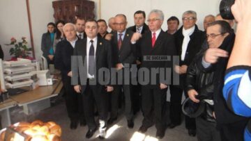 Deputatul Uniunii Social Liberale din Colegiul nr. 6 Suceava, Constantin Galan, a inaugurat sâmbăta trecută un birou parlamentar în municipiul Rădăuți