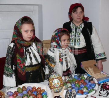 Maria Gorban și fiicele sale, Paraschiva si Gabriela