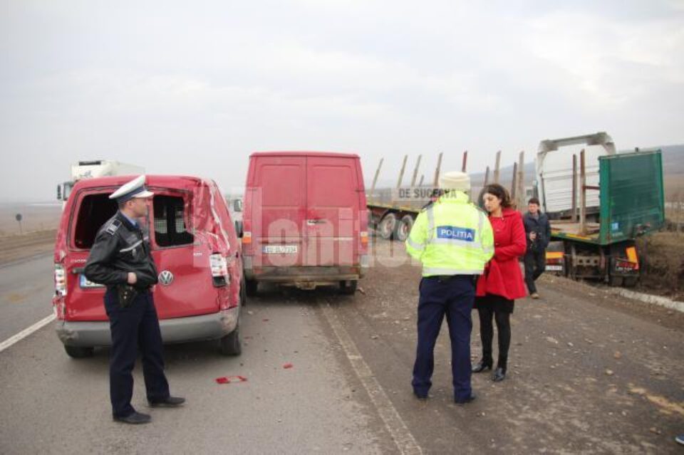 tirul și autoutilitarele implicate-n accident