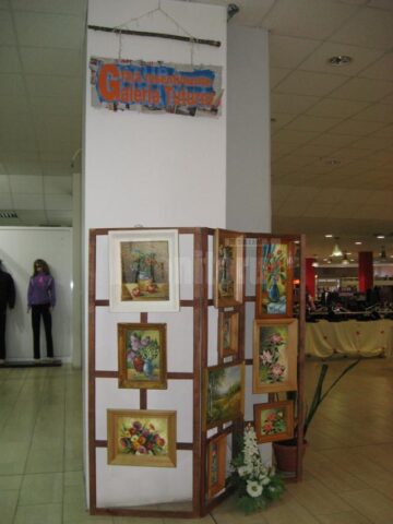 Grafică și pictură, la „Galeria Tuturor - fără resentimente”