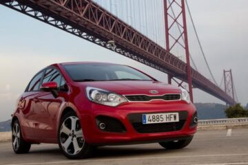 Kia Rio împletește eficiența cu designul modern