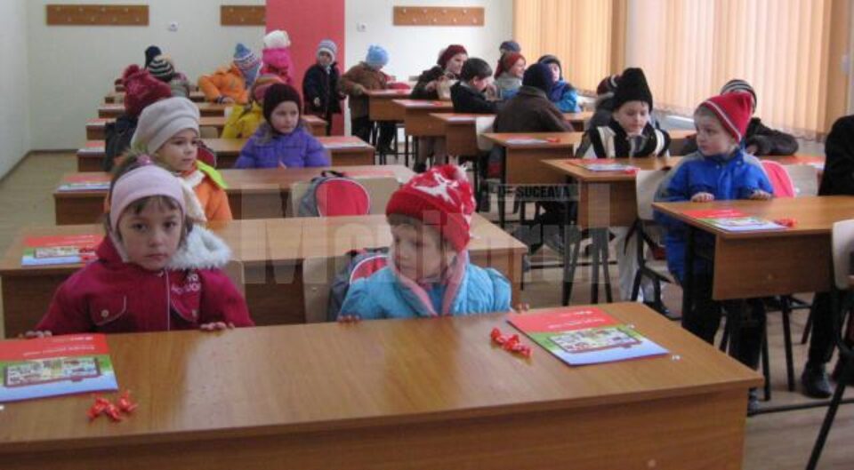 Înscrierile pentru clasa pregătitoare încep pe 2 aprilie și se vor desfășura de-a lungul a două etape Înscrierile pentru clasa pregătitoare încep pe 2 aprilie și se vor desfășura de-a lungul a două etape