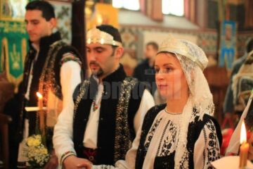 Nunta care a îmbinat tradiții populare din aproape întreaga țară