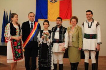Nunta care a îmbinat tradiții populare din aproape întreaga țară