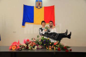 Nunta care a îmbinat tradiții populare din aproape întreaga țară