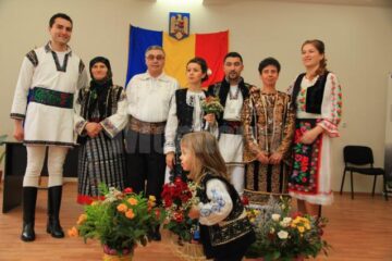 Nunta care a îmbinat tradiții populare din aproape întreaga țară