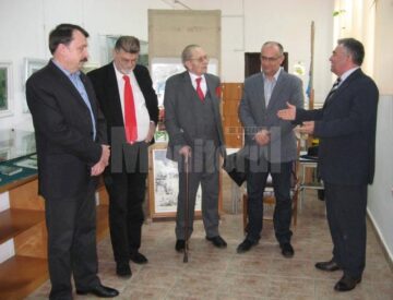 Venerabilul pictor și om de litere sucevean George L. Ostafi a fost celebrat sâmbătă, la Biblioteca Bucovinei „I.G. Sbiera”