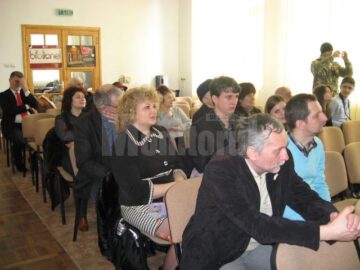 Venerabilul pictor și om de litere sucevean George L. Ostafi a fost celebrat sâmbătă, la Biblioteca Bucovinei „I.G. Sbiera”