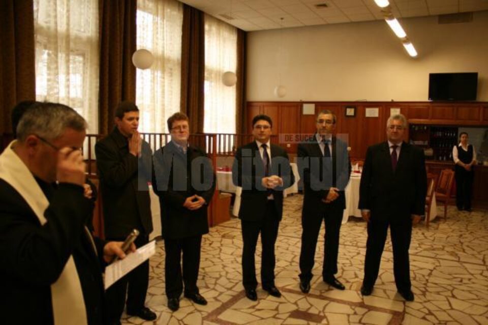 Împărțirea oului sfințit, o sărbătoare a familiei și a bucuriei