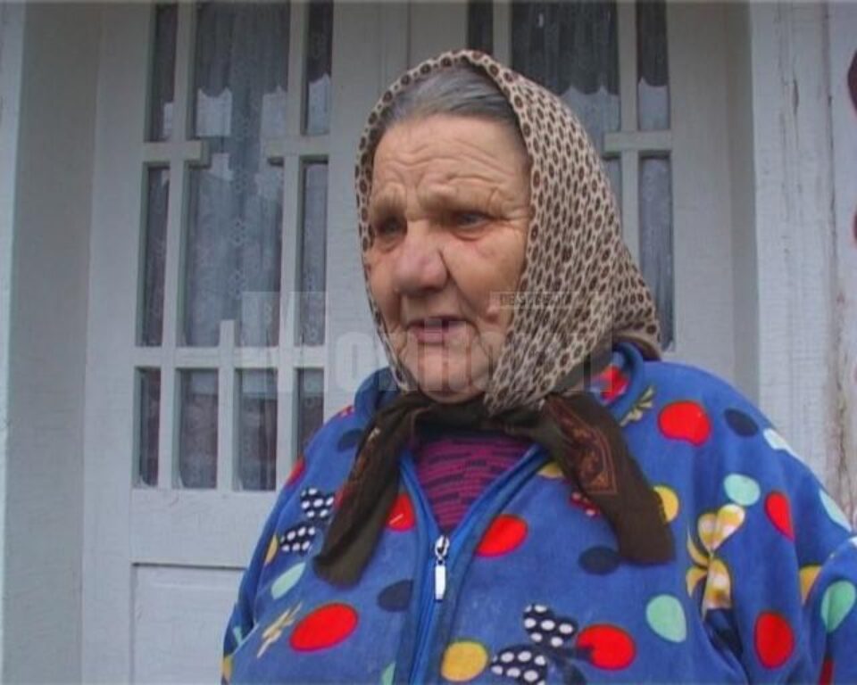 Bunica minorei: Noi nu putem să ne băgăm între copiii ăștia tineri