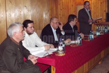 Constantin Arion (mijloc) a preluat conducerea ASFOR Suceava