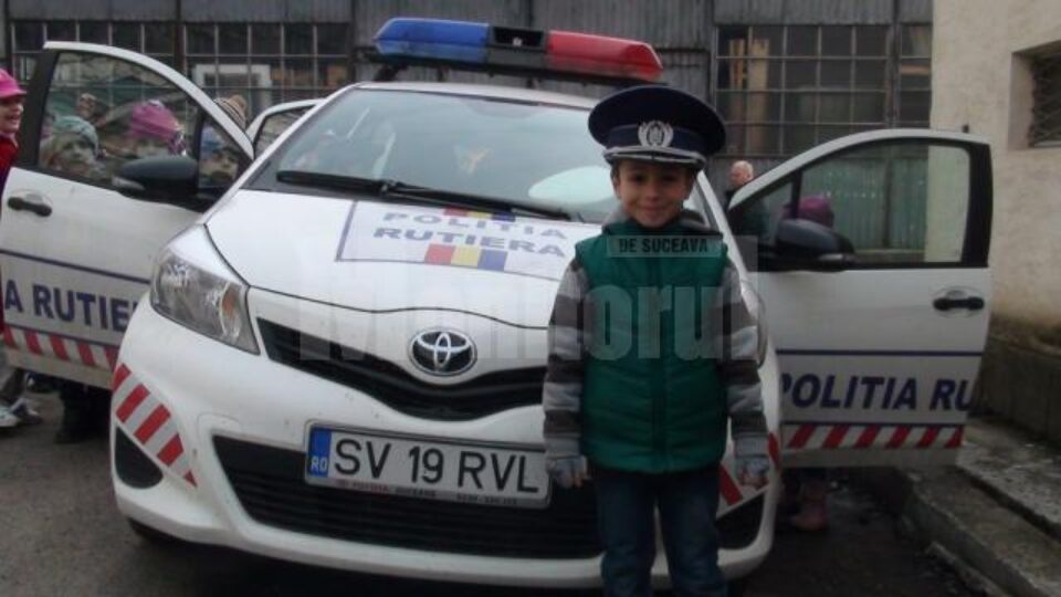 Peste două sute de elevi au fost „polițiști pentru o zi”