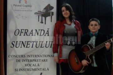 Doi dintre premianții concursului de la Iași