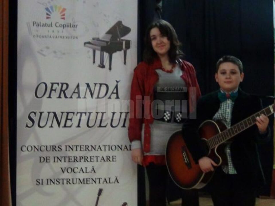 Doi dintre premianții concursului de la Iași