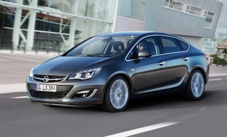 Opel Astra Sedan întregește oferta mărcii în clasa compactă