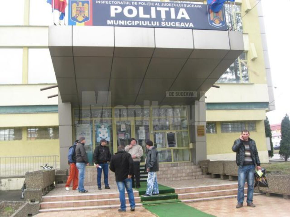 Sâmbătă oamenii au depus reclamații la Poliția municipiului Suceava