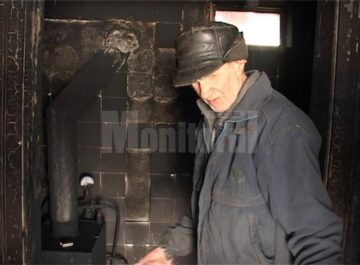 Din cauza gravelor arsuri suferite, bărbatul în vârstă de 49 de ani și fata de 13 ani au fost duși cu elicopterele la Spitalul de Arși de la București