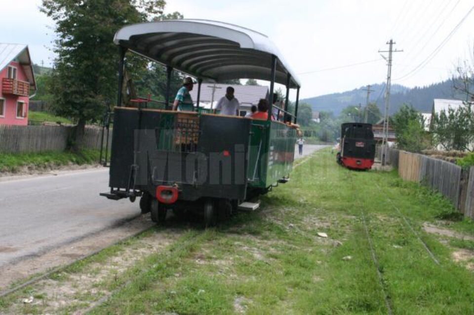 50 de metri din linia pe care circulă mocănița de la Moldovița, sustrasă de hoți