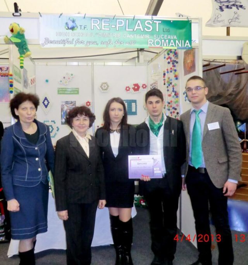 Elevi de la Colegiul „Dimitrie Cantemir” Suceava, premiați la Chișinău