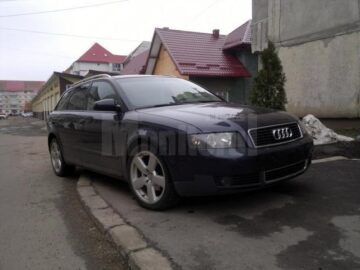 Mașina tânărului înainte de accident