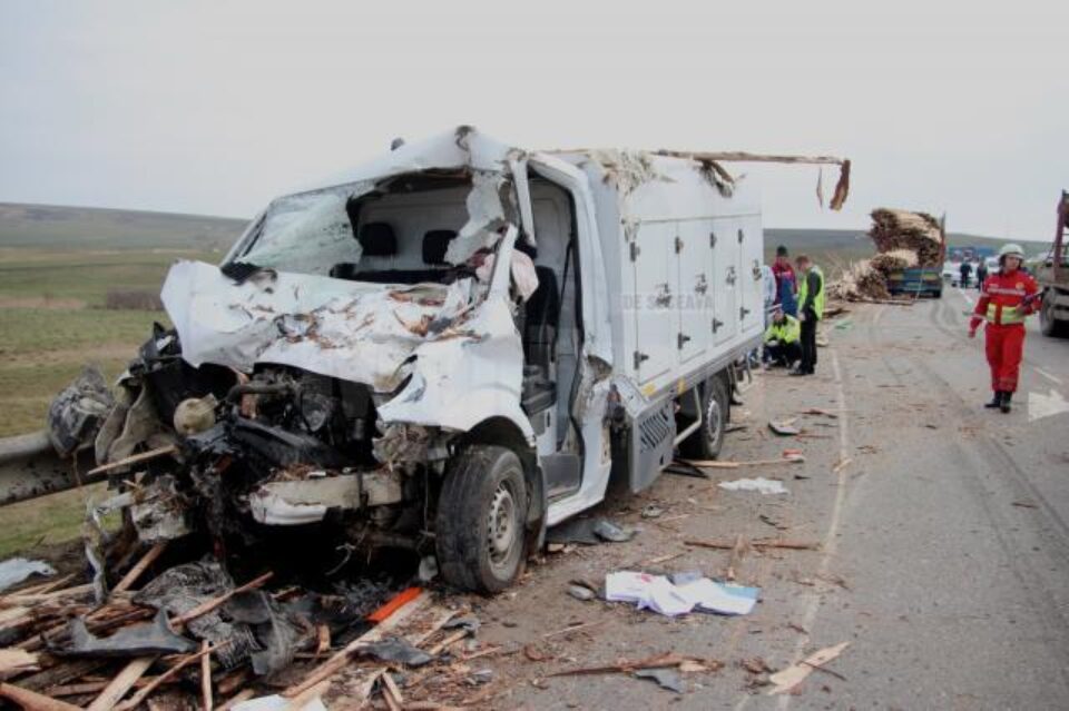 autoutilitara implicată în accident