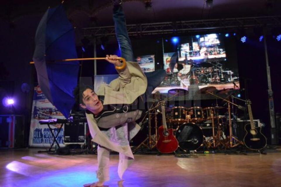 Trupa Lala Band concertează mâine la Suceava